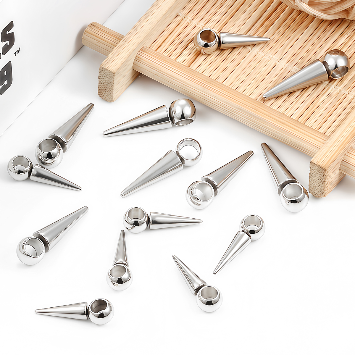 10pcs Retro Cone Charms Pendan - đánh giá và giá Vintage Fashion Stores
