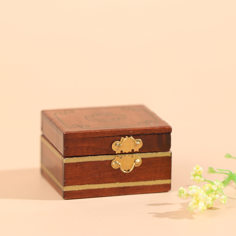 1:12 Dollhouse Miniature Acces - đánh giá và giá Vintage Fashion Doll