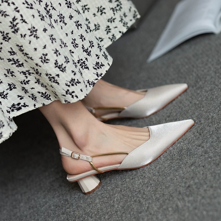 French Vintage Pointed-Toe San - đánh giá và giá Vintage Fashion Heels