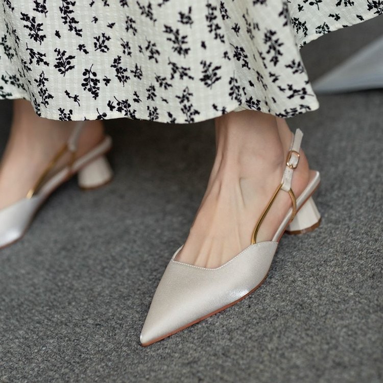 French Vintage Pointed-Toe San - đánh giá và giá Vintage Fashion Heels