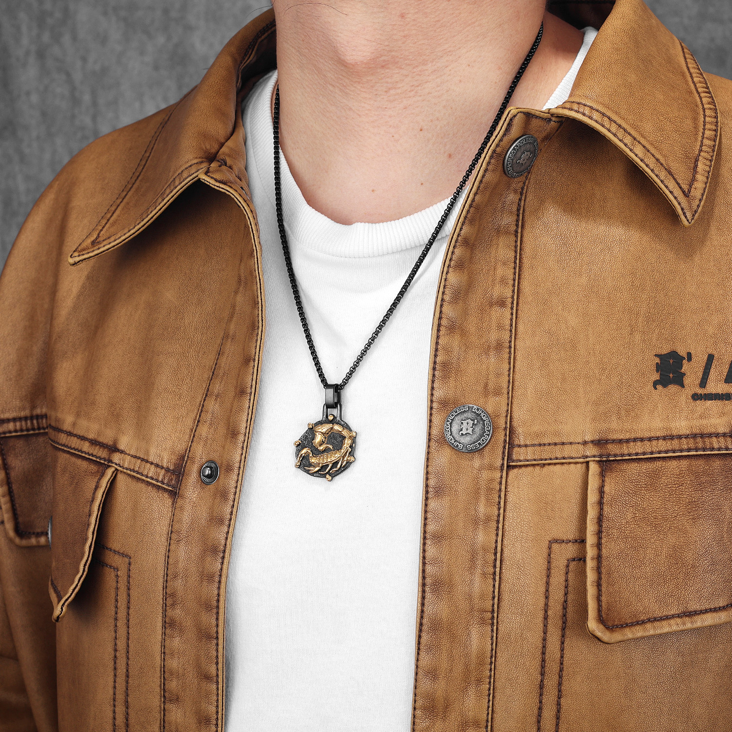 12 Constellation Men Necklaces - đánh giá và giá Vintage Fashion Newtown