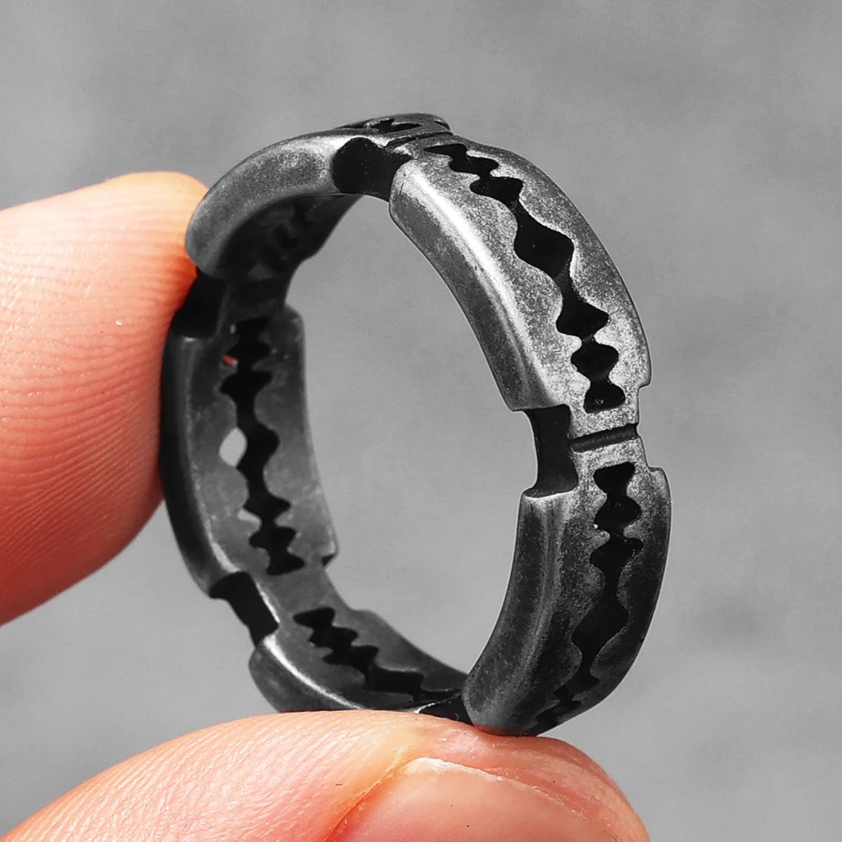 Retro Razor Blade Men Rings St - đánh giá và giá Vintage Fashion Newtown