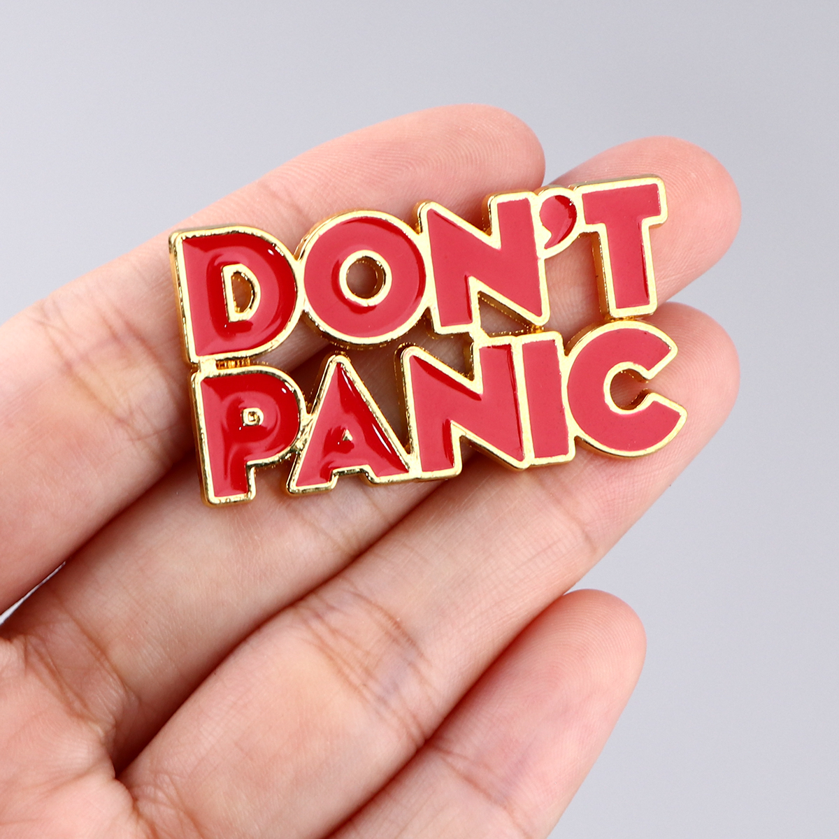 Vintage Enamel Pin Brooch Funn - đánh giá và giá Vintage Fashion Stores