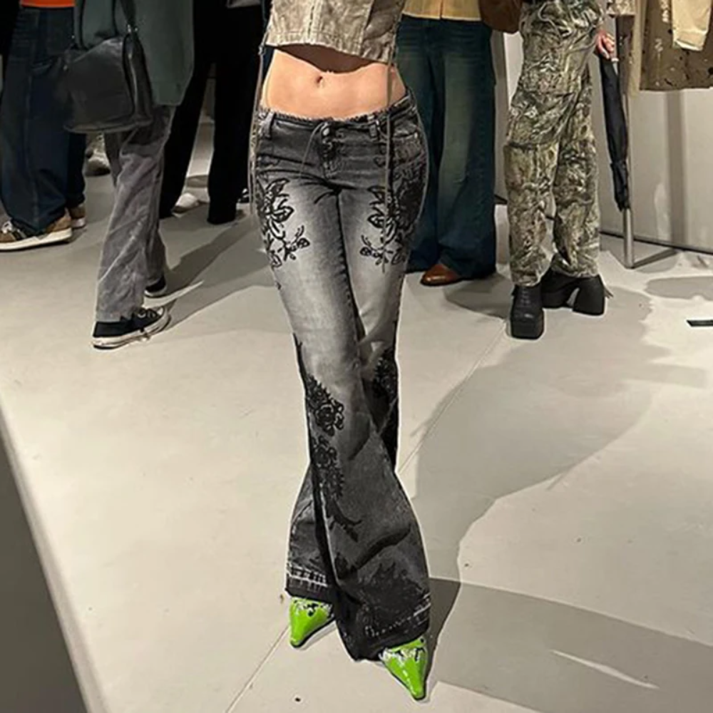 Streetwear Flare Jeans Women D - đánh giá và giá Mom Jean High Rise