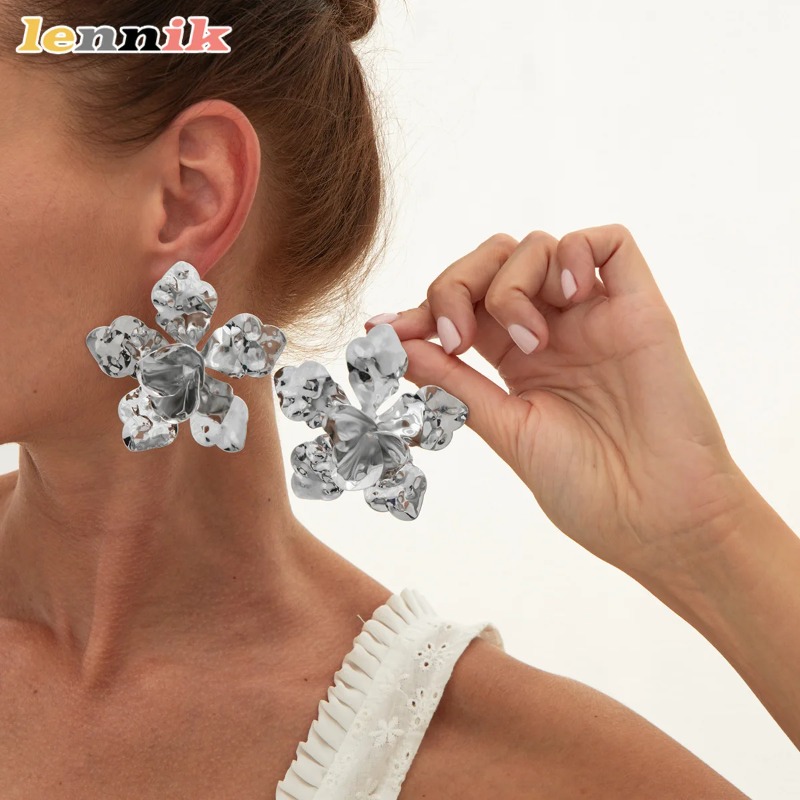 Vintage 3D Flower Necklace Set - đánh giá và giá Vintage Fashion Instagram